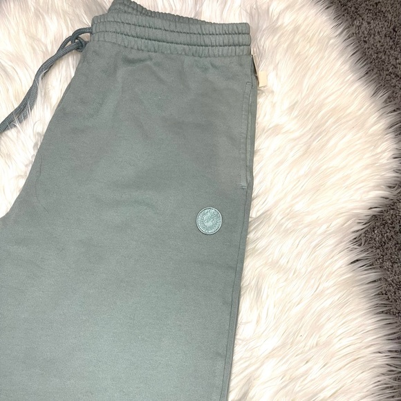 Victoria’s Secret PINK Joggers - Picture 4 of 7